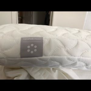 Tempurpedic pillow - TEMPUR-Cloud® Pillow